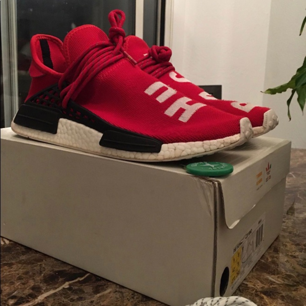 Human race scarlets